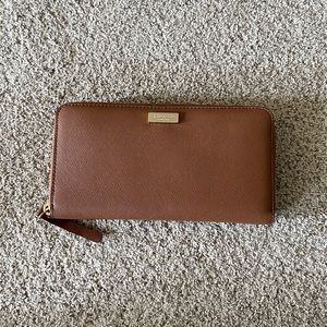 Kate Spade Zip Around Wallet